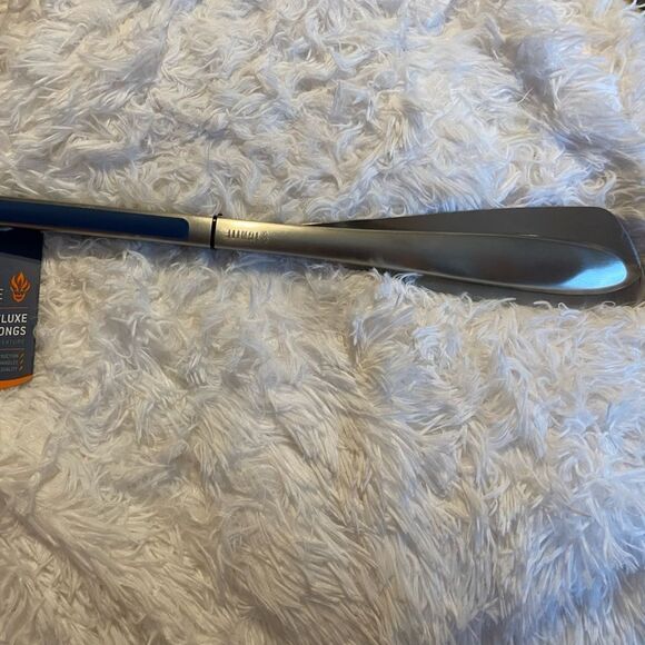 *NWT* Ignite Deluxe 2 in 1 Stainless Steel Locking Tongs & Spatula (17" Long) - Picture 1 of 5